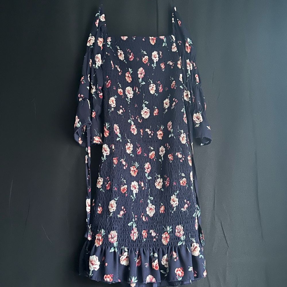 Women’s Floral Long Sleeve Dress